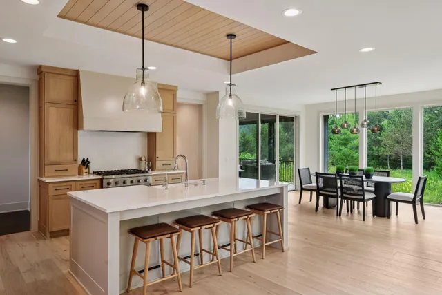 $1,690,000 | 21281 Dorothy Way, Prior Lake, MN 55372