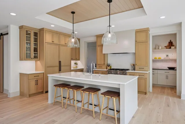 $1,690,000 | 21281 Dorothy Way, Prior Lake, MN 55372