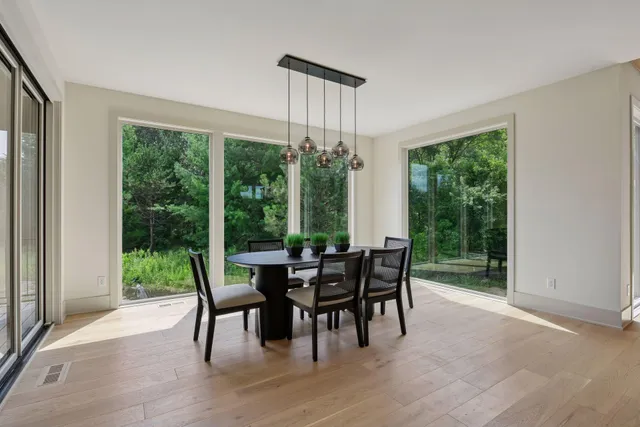 $1,690,000 | 21281 Dorothy Way, Prior Lake, MN 55372