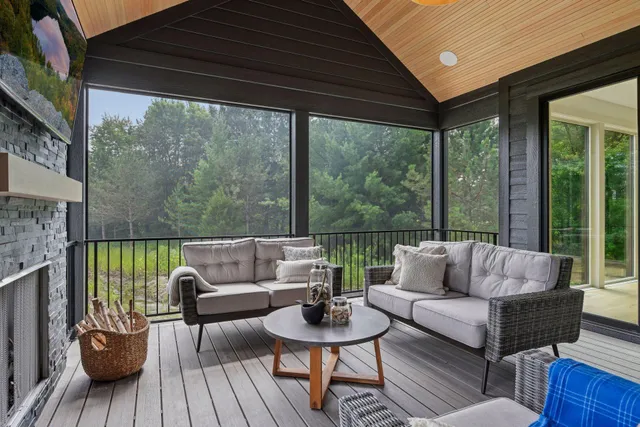 $1,690,000 | 21281 Dorothy Way, Prior Lake, MN 55372