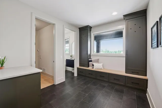 $1,690,000 | 21281 Dorothy Way, Prior Lake, MN 55372