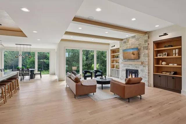 $1,690,000 | 21281 Dorothy Way, Prior Lake, MN 55372