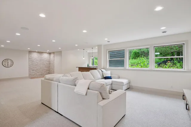 $1,690,000 | 21281 Dorothy Way, Prior Lake, MN 55372