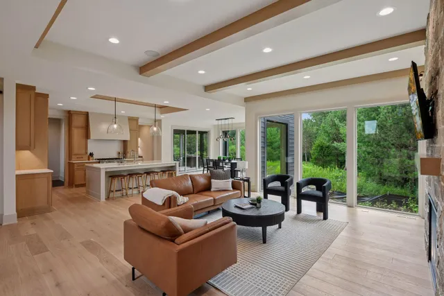 $1,690,000 | 21281 Dorothy Way, Prior Lake, MN 55372