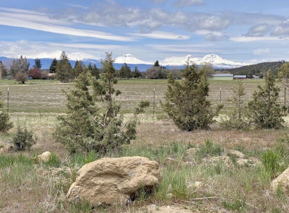 19970 Innes Market Road, Unit 11612070001402 Bend, OR 97703 - Photo 1 of 1 View from property