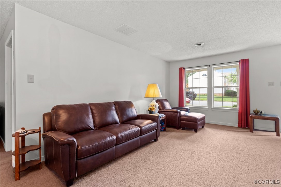 4213 Montclair Road Richmond, VA 23223 - Photo 5 of 40 Gallery Image 5