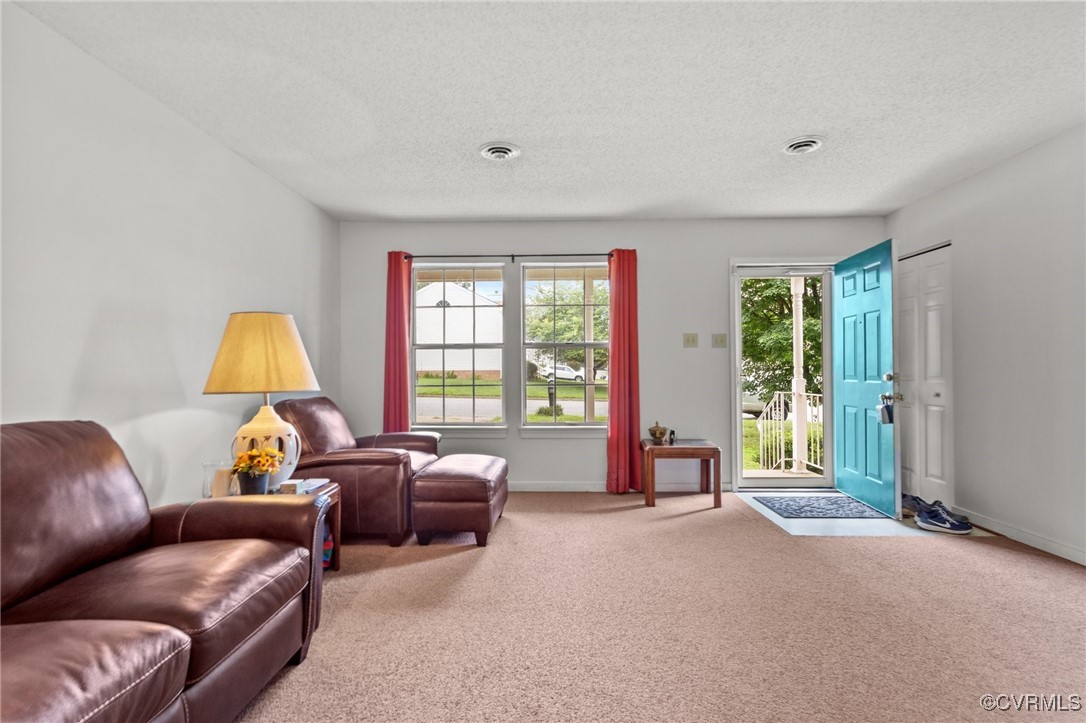 4213 Montclair Road Richmond, VA 23223 - Photo 6 of 40 Gallery Image 6