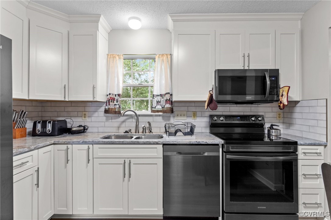 4213 Montclair Road Richmond, VA 23223 - Photo 8 of 40 Gallery Image 8