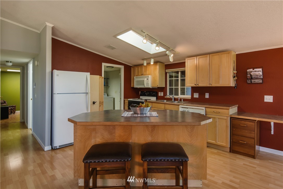 4882 Roney Road Bow, WA 98232 - Photo 11 of 25 Gallery Image 11