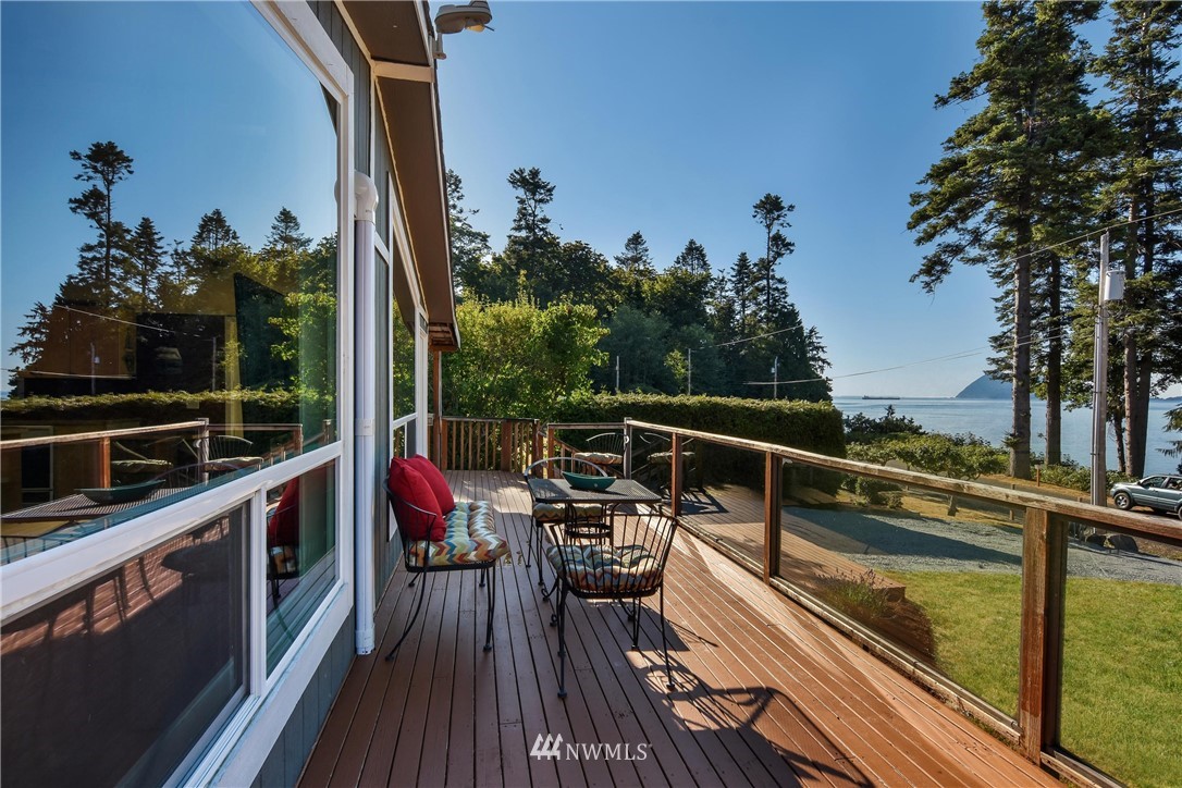 4882 Roney Road Bow, WA 98232 - Photo 6 of 25 Gallery Image 6