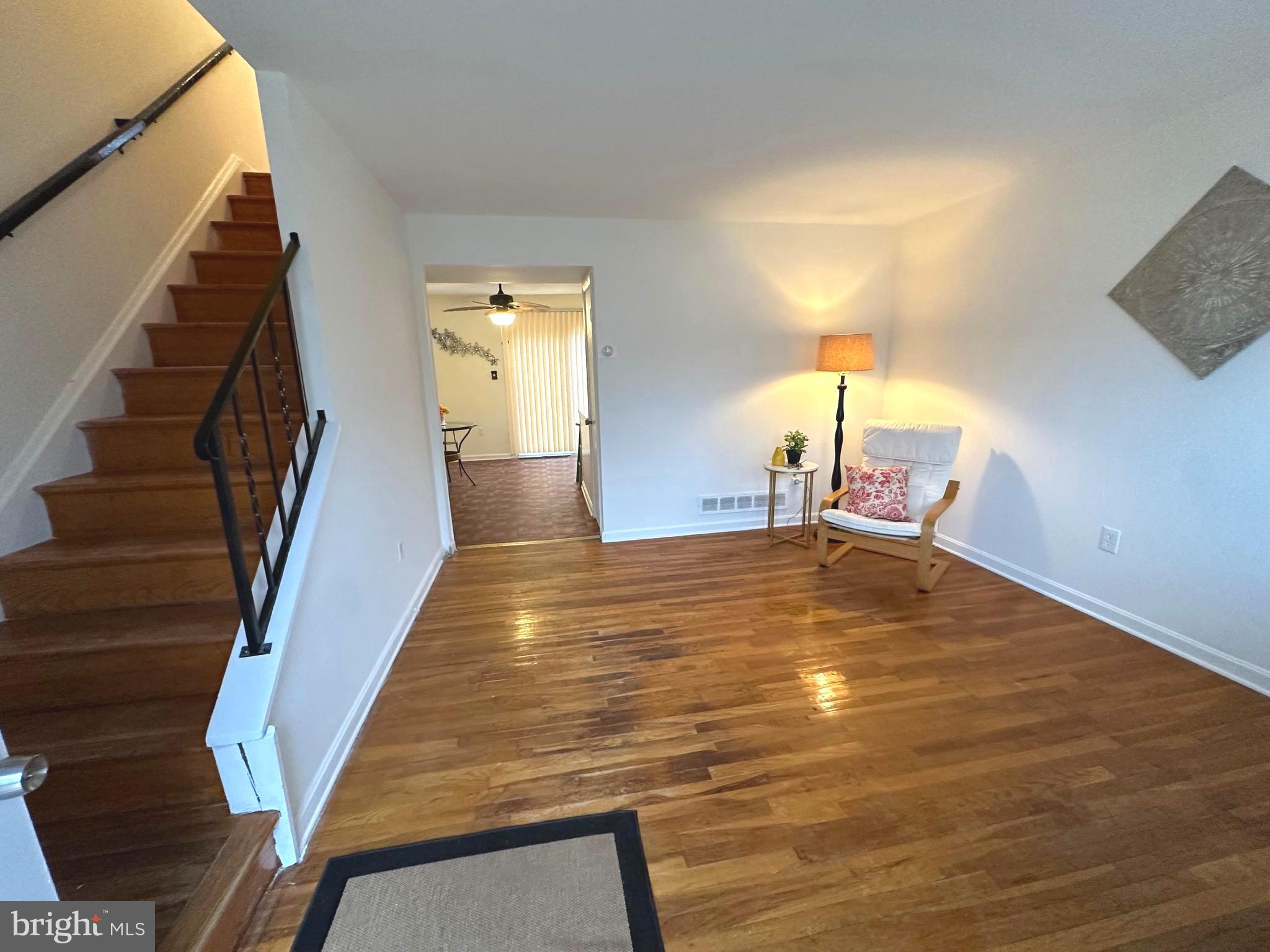 4786 Melbourne Road Baltimore, MD 21229 - Photo 4 of 24 Gallery Image 4