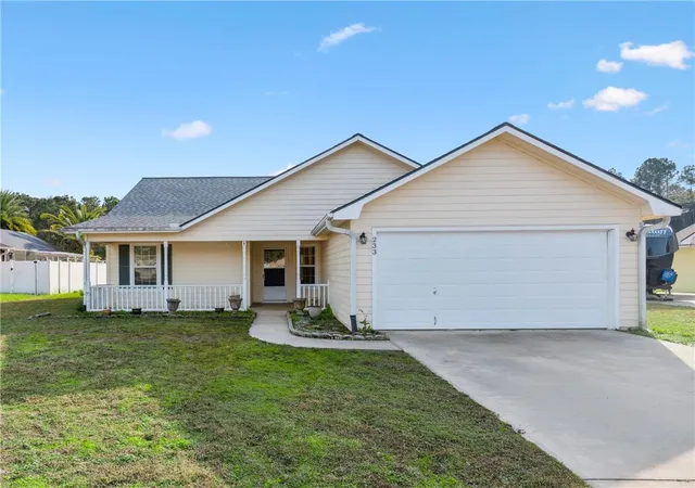 $295,000 | 233 Lake Forest S Drive, Kingsland, GA 31548
