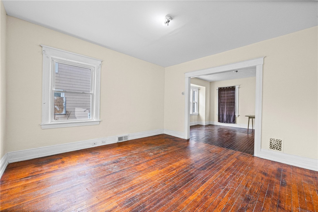 241 Avis Street Rochester, NY 14615 - Photo 4 of 28