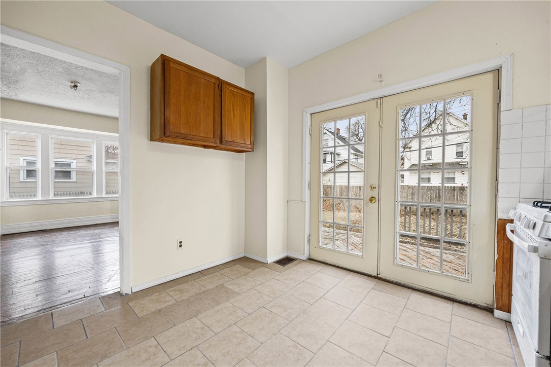 241 Avis Street Rochester, NY 14615 - Photo 9 of 28