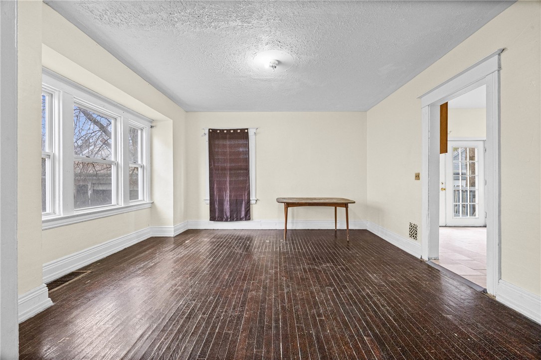 241 Avis Street Rochester, NY 14615 - Photo 10 of 28