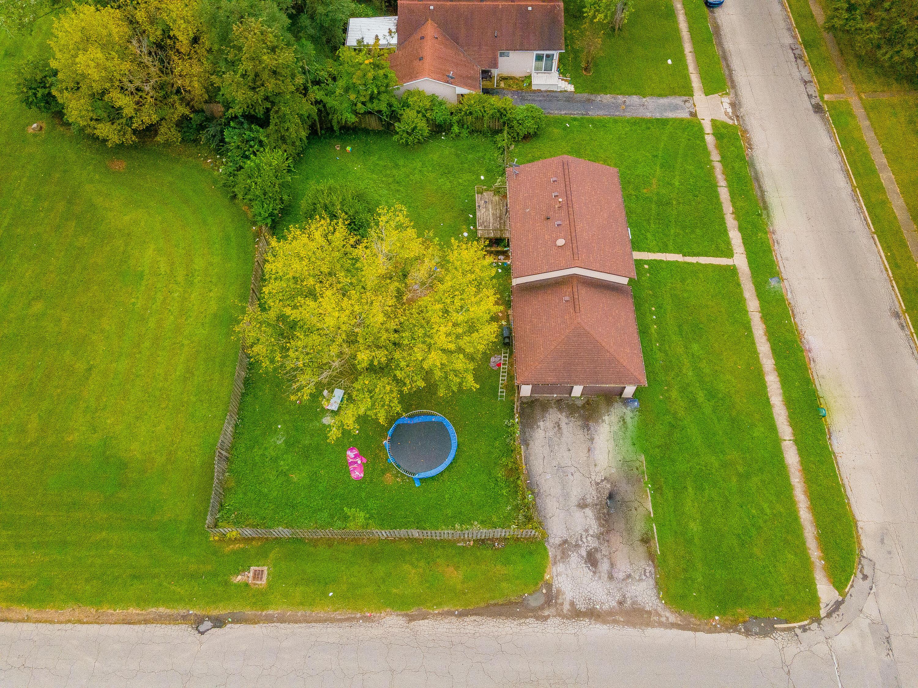 1038 Ross Road Columbus, OH 43227 - Photo 12 of 14