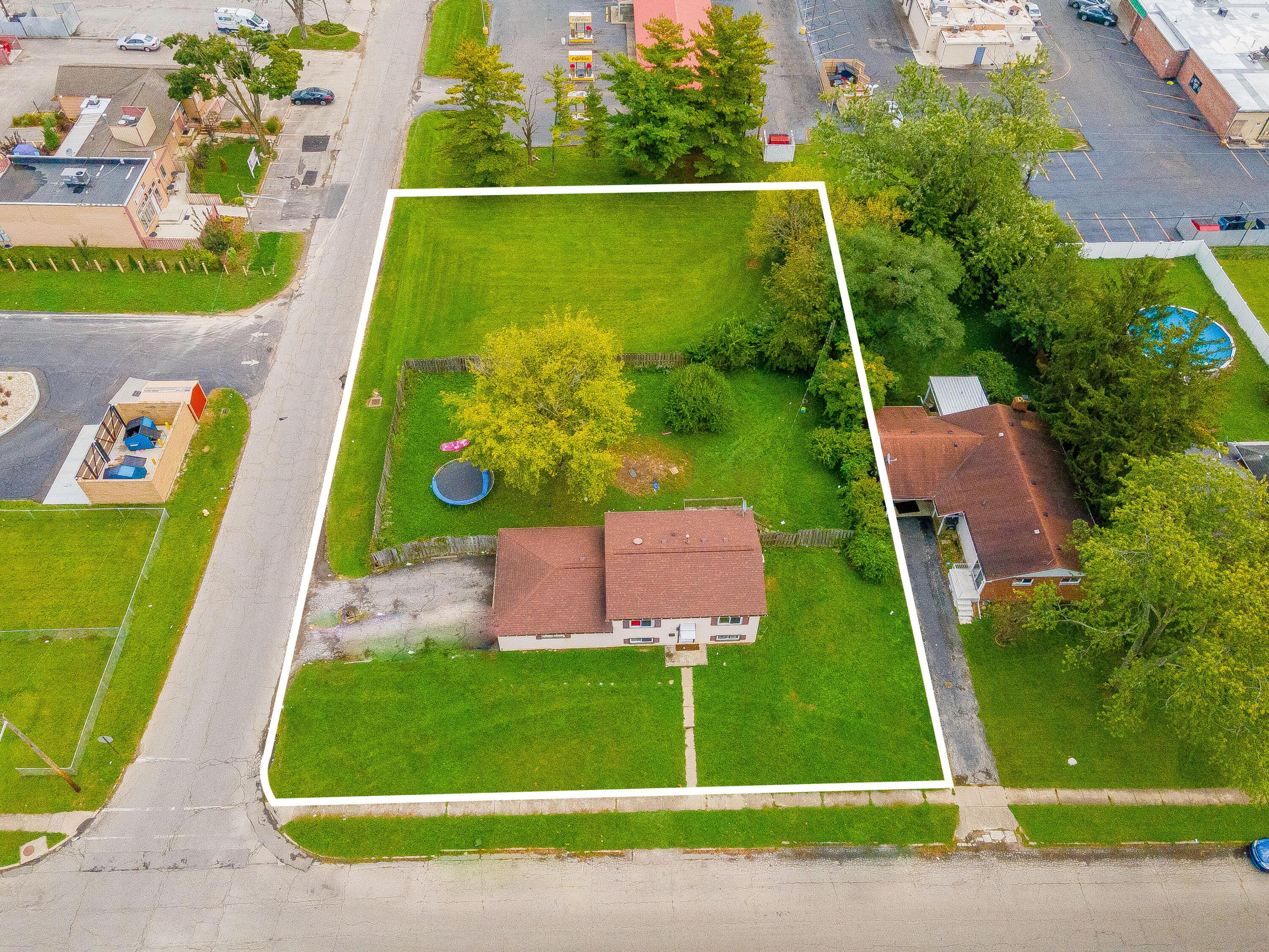1038 Ross Road Columbus, OH 43227 - Photo 10 of 14