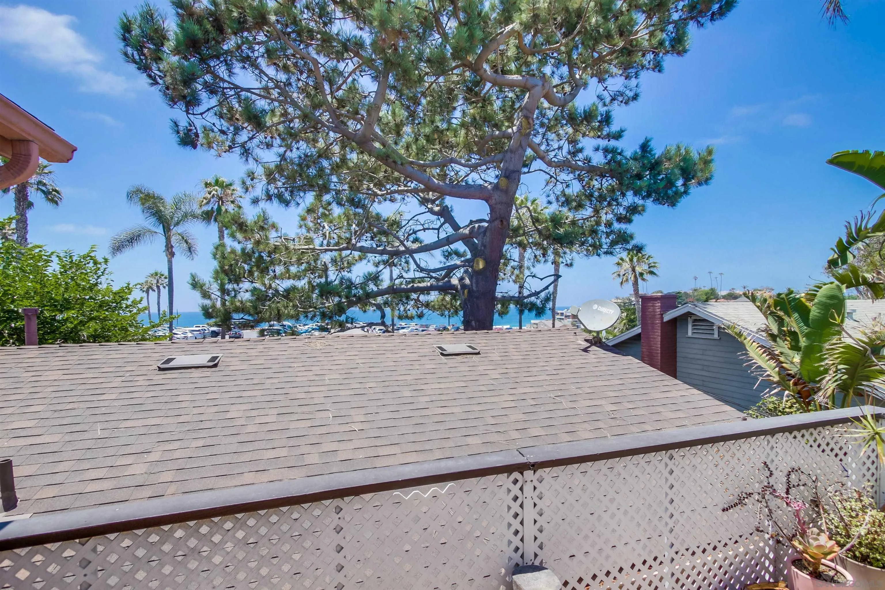 353 3rd Street Encinitas, CA 92024 - Photo 8 of 33 a view of outdoor space with a house