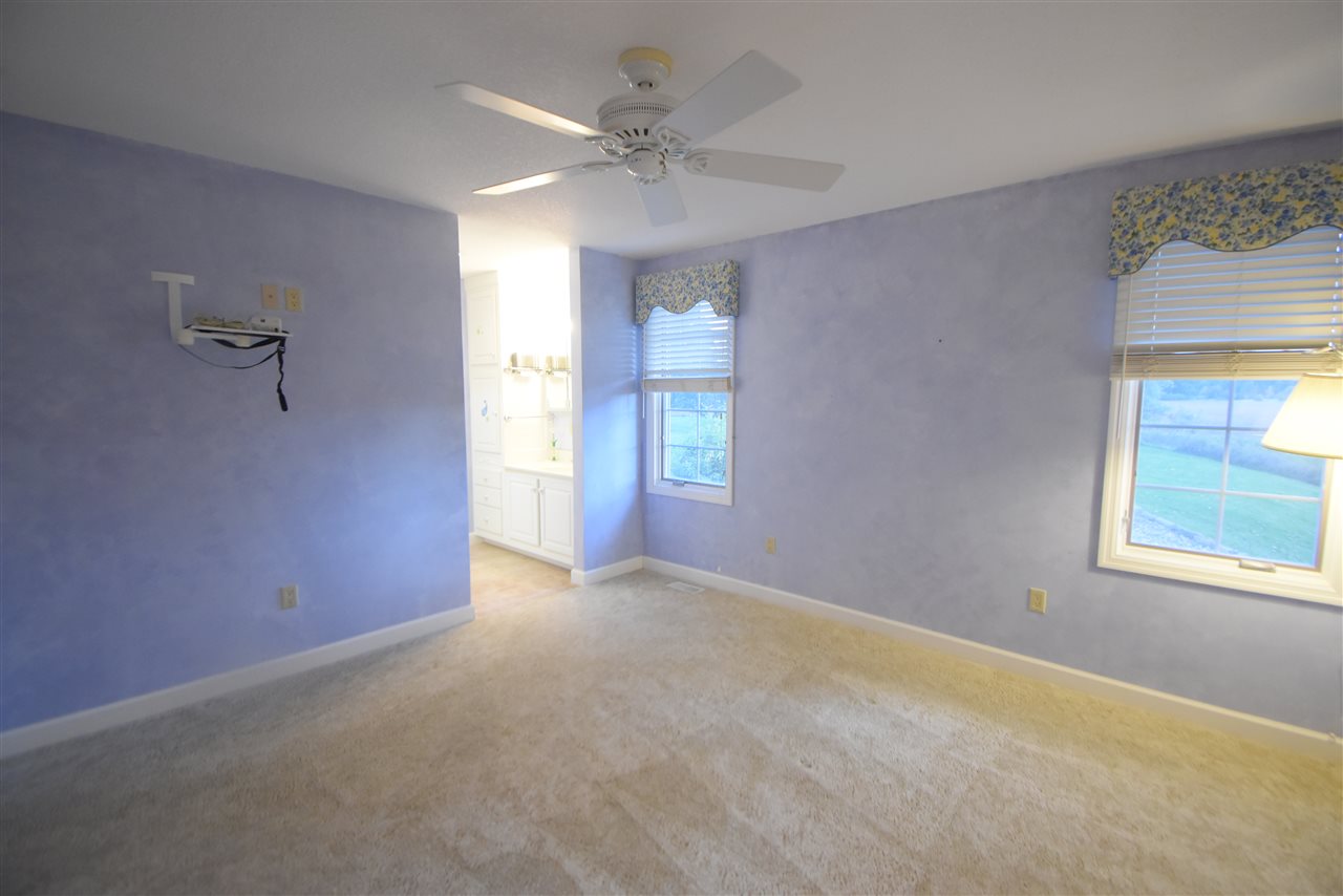 1320 East Bennington Road Owosso, MI 48867 - Photo 18 of 28 50025457-17.JPG