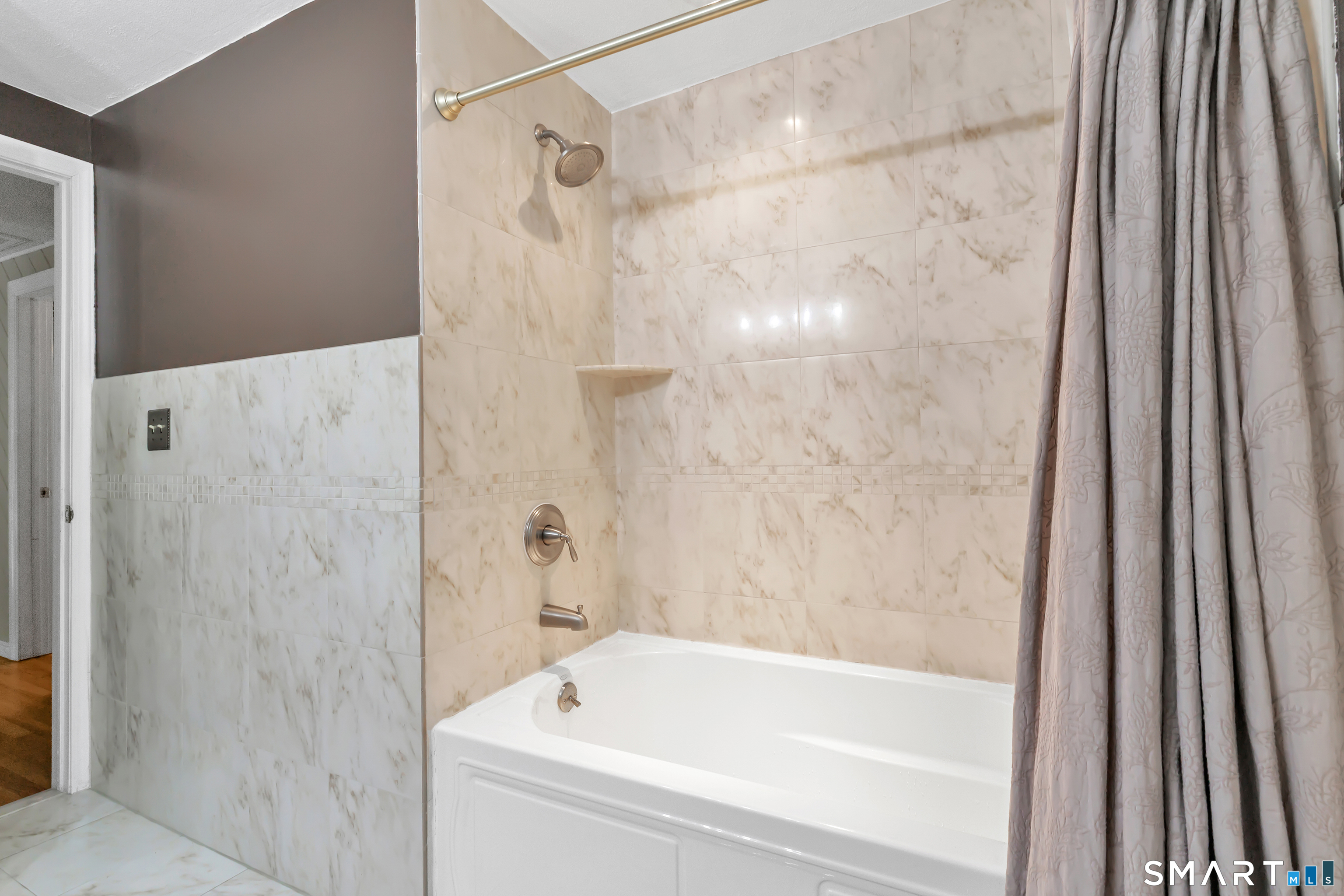 357 Plains Road Milford, CT 06461 - Photo 21 of 40 Gallery Image 21