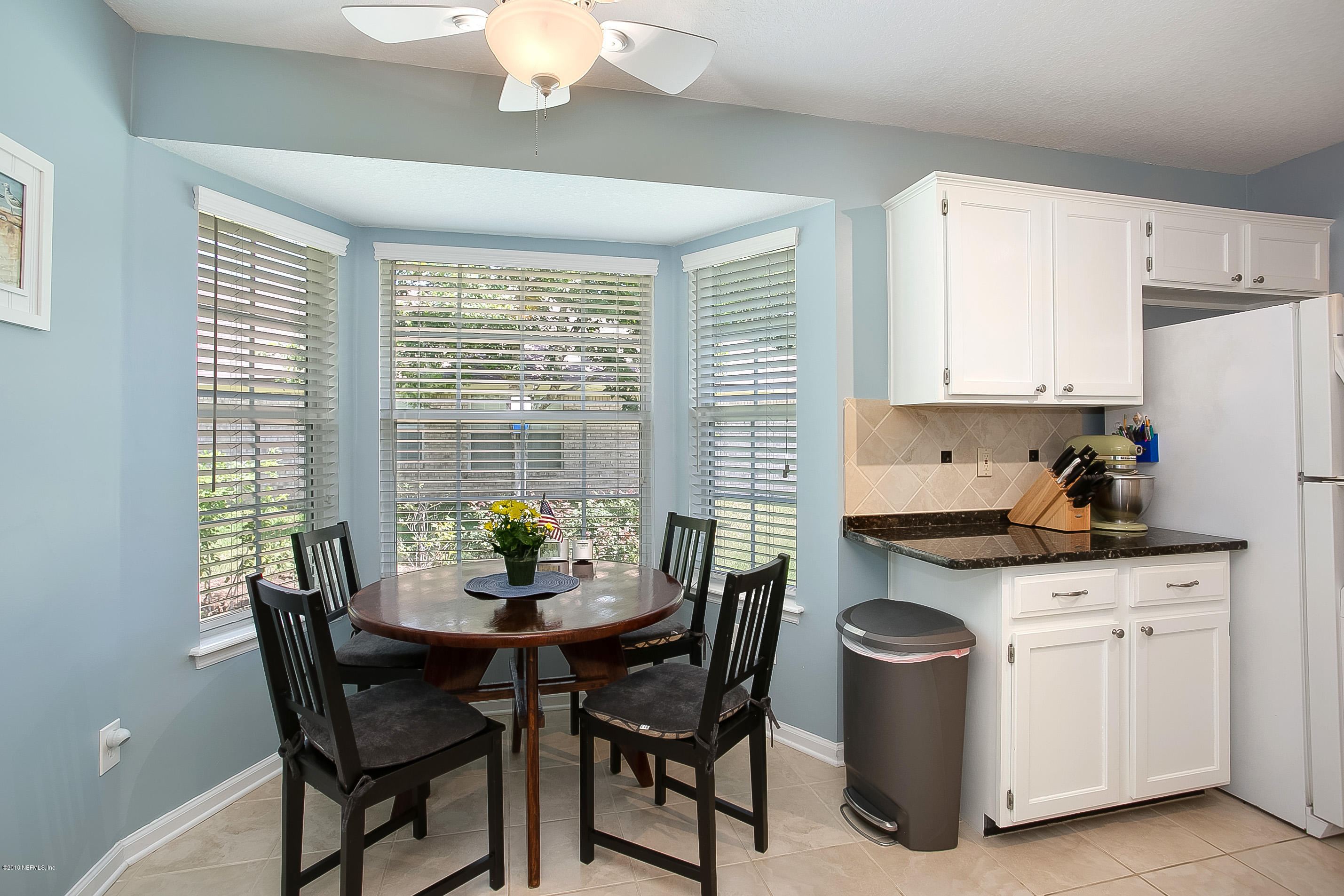 11901 Swooping Willow Road Jacksonville, FL 32223 - Photo 11 of 32 022_Breakfast Area