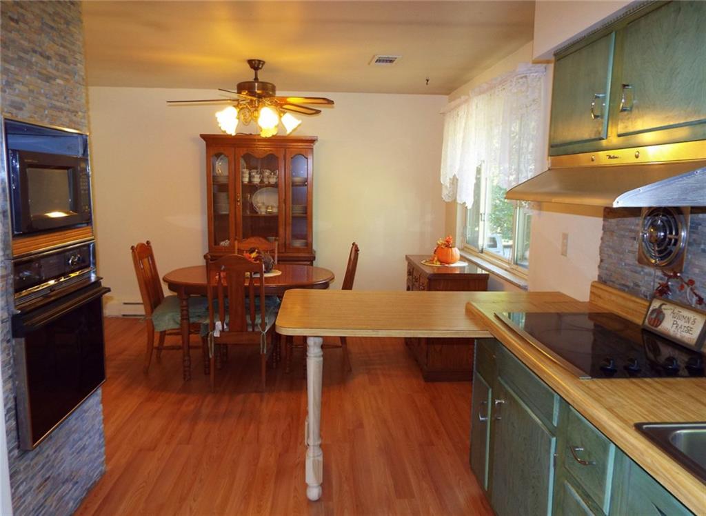 125 North Eberhart Road Butler, PA 16001 - Photo 3 of 19 Kitchen and dining room.