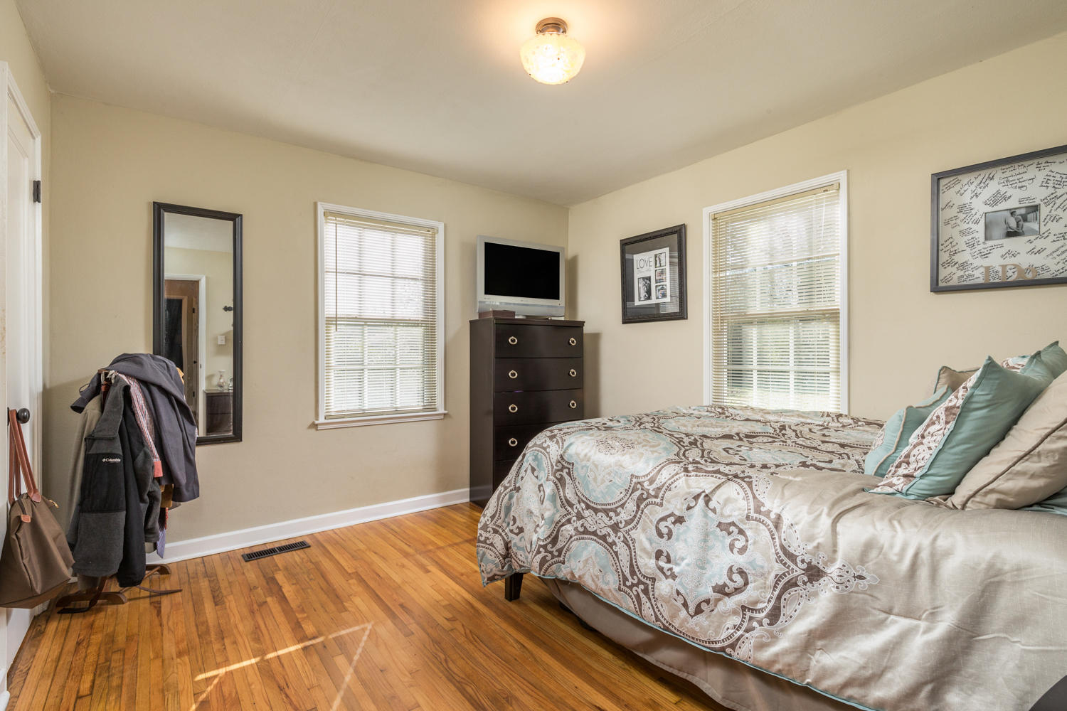 518 Sharondale Road Chattanooga, TN 37412 - Photo 12 of 22 518_Sharondale_Rd_023