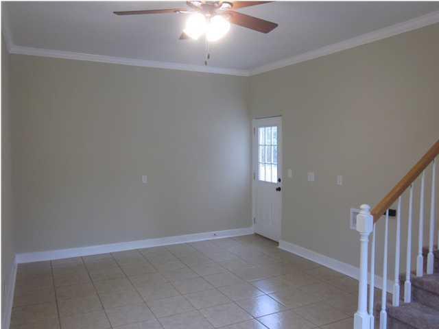 518 Sharondale Road Chattanooga, TN 37412 - Photo 17 of 22 Family Room:Den_1