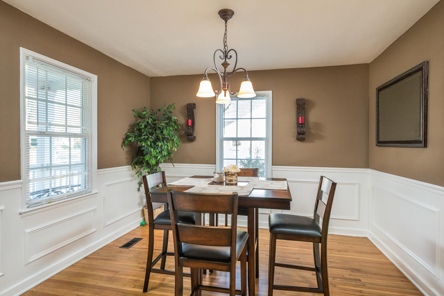 518 Sharondale Road Chattanooga, TN 37412 - Photo 8 of 22 518_Sharondale_Rd_015