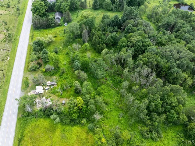 $60,000 | 7169 Highway 8, Deerfield, NY 13502