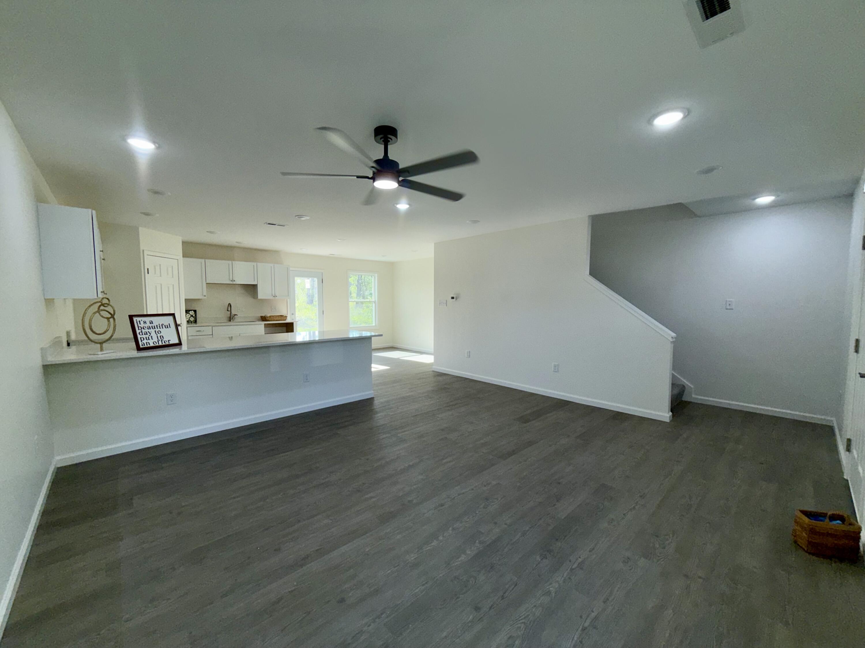 414 Belvoir Road Kingsford Heights, IN 46346 - Photo 4 of 25 3000x2250