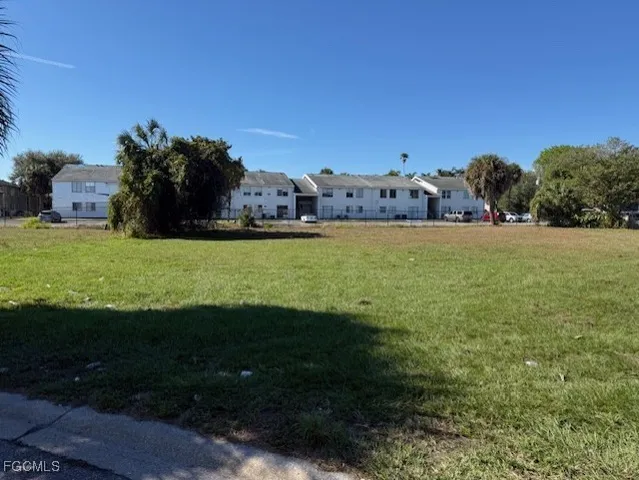 $169,000 | 3662 Estelle Avenue, Fort Myers, FL 33916