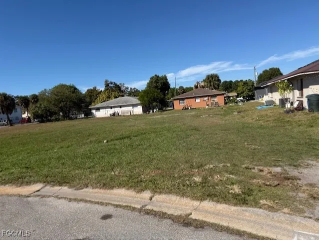 $169,000 | 3662 Estelle Avenue, Fort Myers, FL 33916