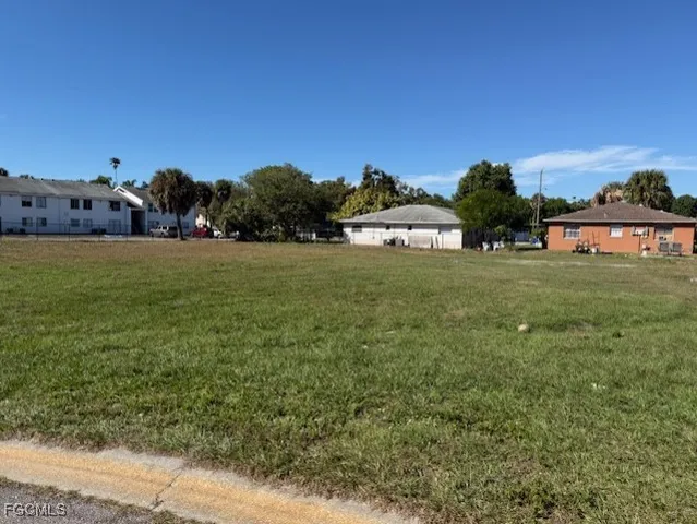 $169,000 | 3662 Estelle Avenue, Fort Myers, FL 33916