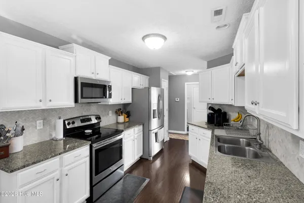 $2,000 | 3600 Ella Sofia Lane, New Bern, NC 28562