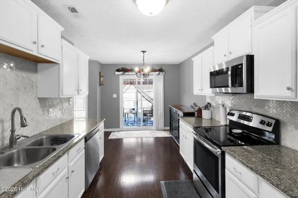 $2,000 | 3600 Ella Sofia Lane, New Bern, NC 28562