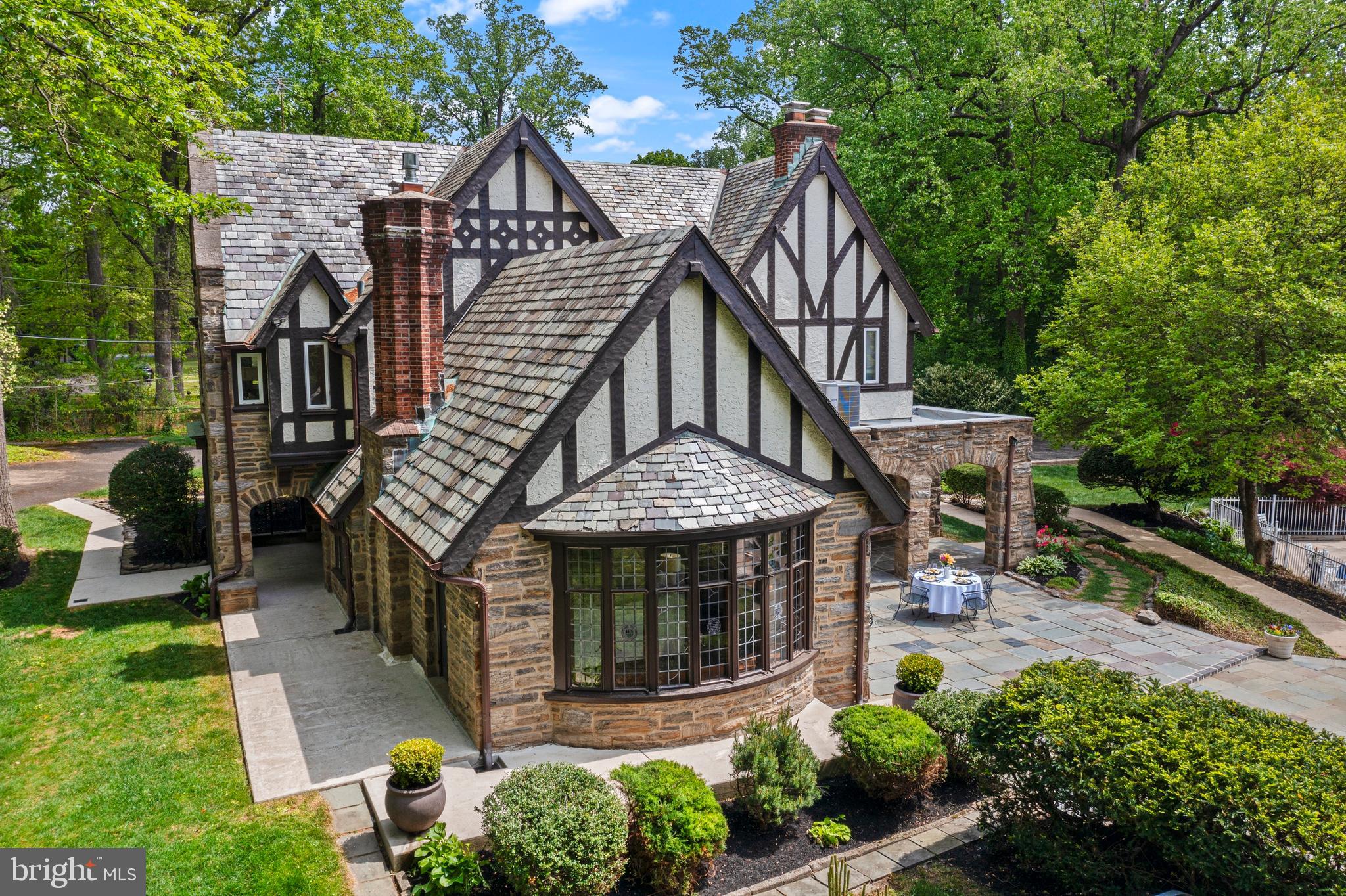 857 Meetinghouse Road Rydal, PA 19046 - Photo 68 of 93 an aerial view of a house