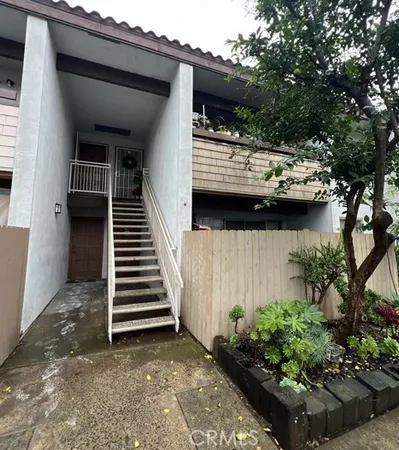 $2,495 | 2501 West Sunflower Avenue, Unit E11, Santa Ana, CA 92704