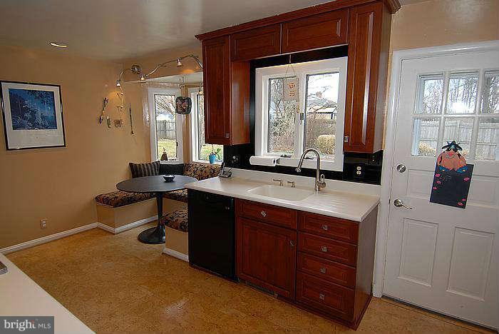 19413 Frederick Road Germantown, MD 20876 - Photo 4 of 30 Kitchen