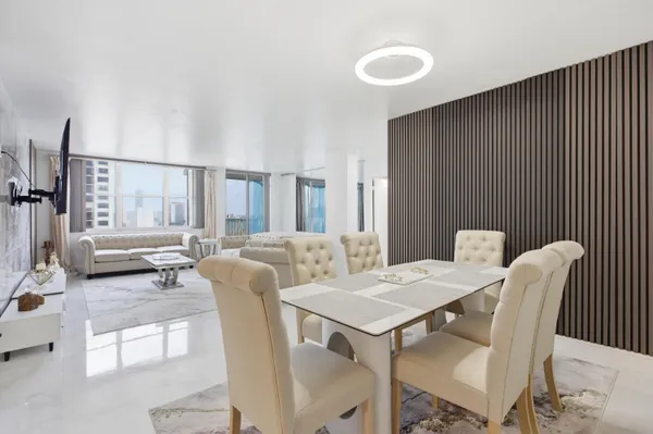 $5,000 | 2101 South Ocean Drive, Unit 1507, Hollywood, FL 33019