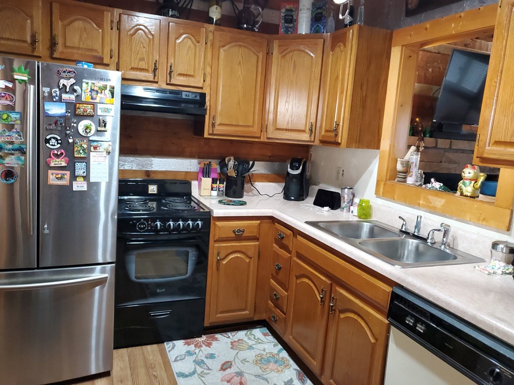 2104 Matt Road Sevierville, TN 37876 - Photo 5 of 18