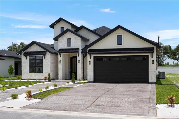$515,000 | 3920 Zimmerius Avenue, McAllen, TX 78504