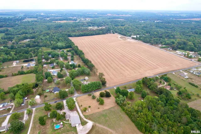 $30,000 | 4308 Church Road, Salem, IL 62881