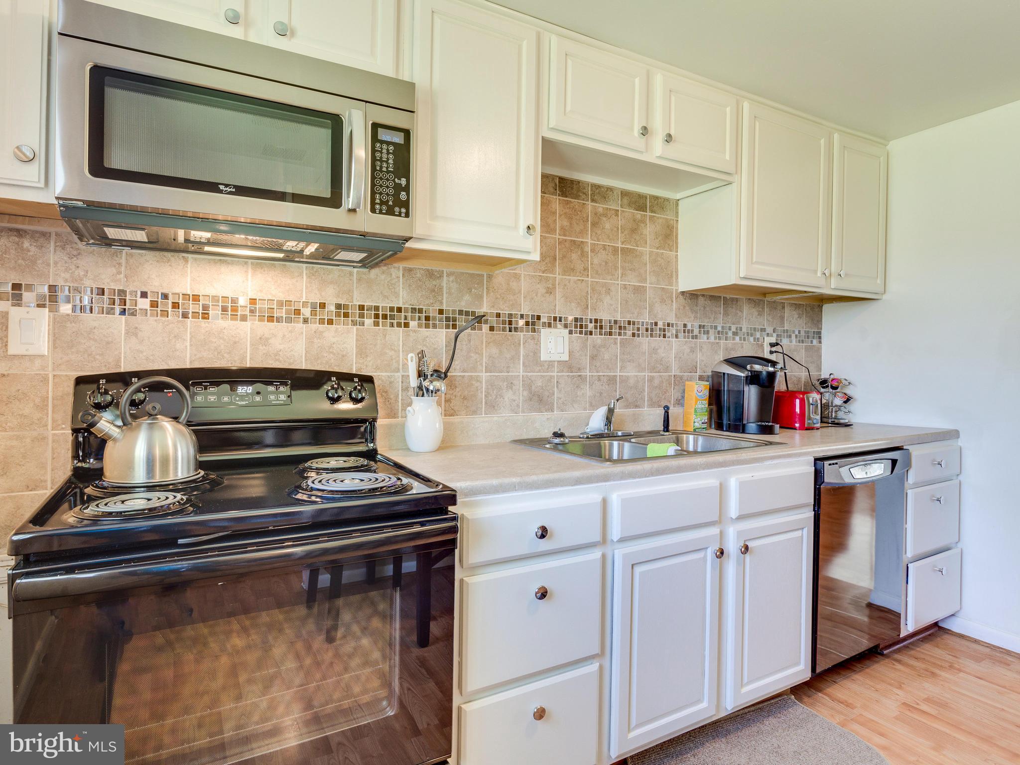 12708 Lunan Road Clinton, MD 20735 - Photo 11 of 24 Kitchen