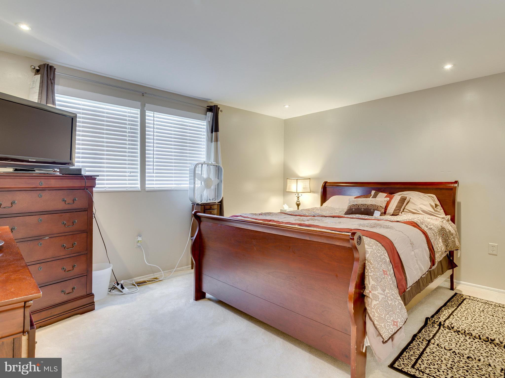 12708 Lunan Road Clinton, MD 20735 - Photo 15 of 24 Bedroom 1
