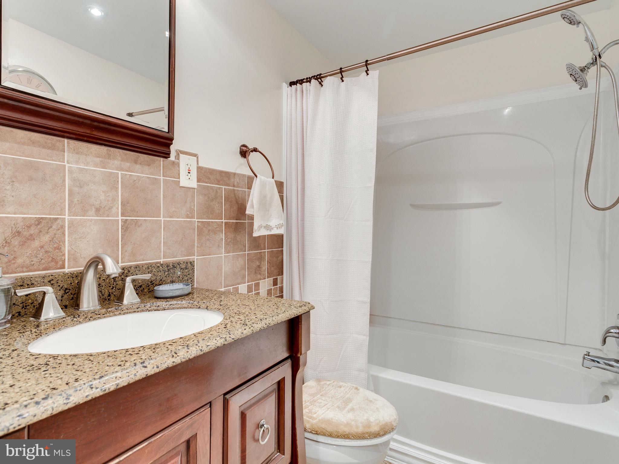 12708 Lunan Road Clinton, MD 20735 - Photo 18 of 24 Bath