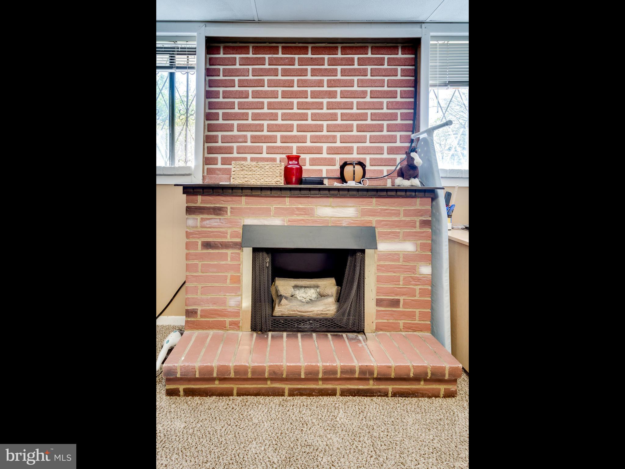 12708 Lunan Road Clinton, MD 20735 - Photo 22 of 24 Family Room Fireplace