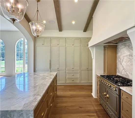 $2,225,000 | 10 Thunderbird Drive, Covington, LA 70433