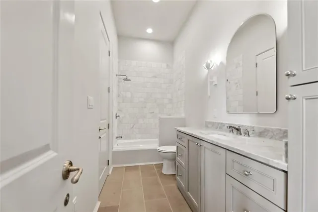 $2,225,000 | 10 Thunderbird Drive, Covington, LA 70433