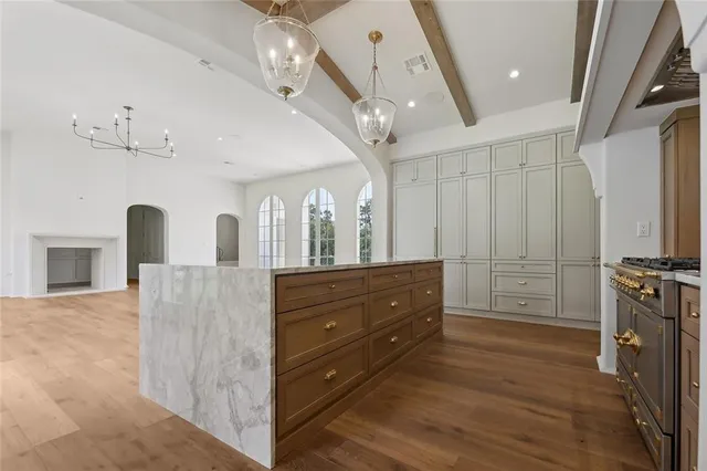 $2,225,000 | 10 Thunderbird Drive, Covington, LA 70433